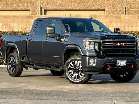 Certified 2020 GMC Sierra 2500 AT4 w/ AT4 Premium Package image 2