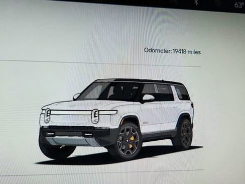 Used 2024 Rivian R1S Adventure AWD/4WD image 43