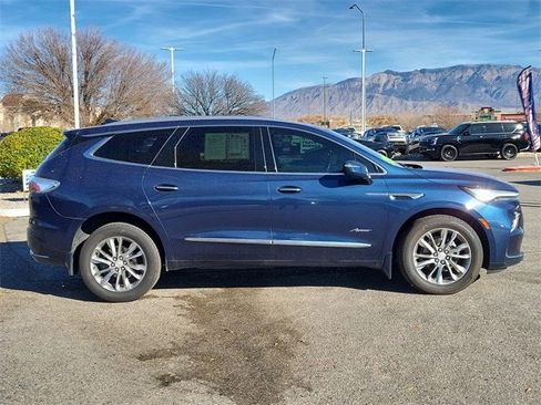 Used 2022 Buick Enclave Avenir w/ Avenir Technology Package image 3