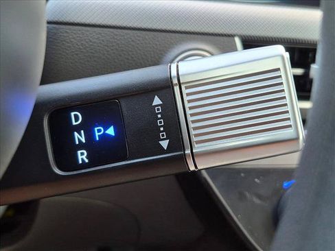 Used 2025 Hyundai Sonata SEL FWD image 12