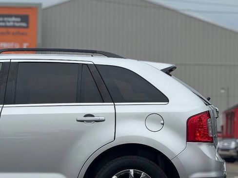 Used 2013 Ford Edge Limited image 16
