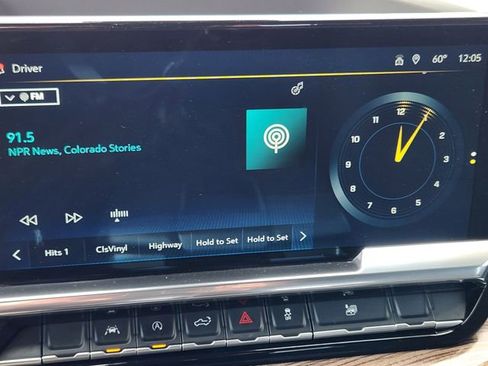 Used 2025 Chevrolet Silverado 1500 LT image 30