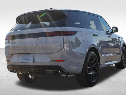 New 2026 Land Rover Range Rover Sport Dynamic SE AWD/4WD image 4