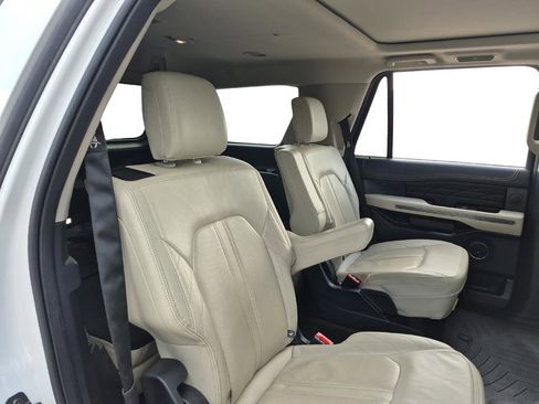 Used 2021 Ford Expedition Platinum RWD image 31