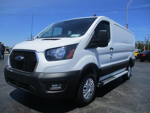 Used 2025 Ford Transit 250 Low Roof w/ Exterior Upgrade Package RWD image 1