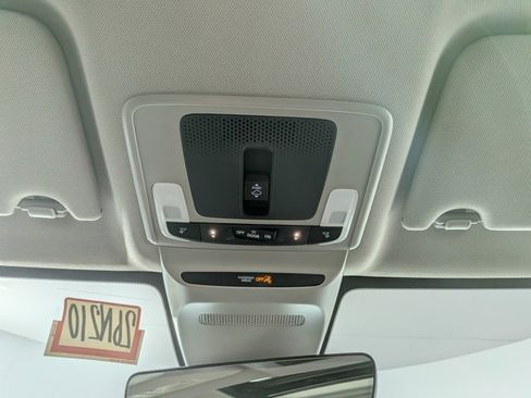 New 2026 Honda HR-V EX-L image 22