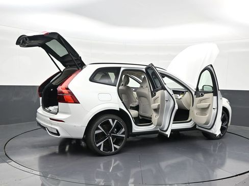 New 2026 Volvo XC60 T8 Ultra AWD/4WD image 29