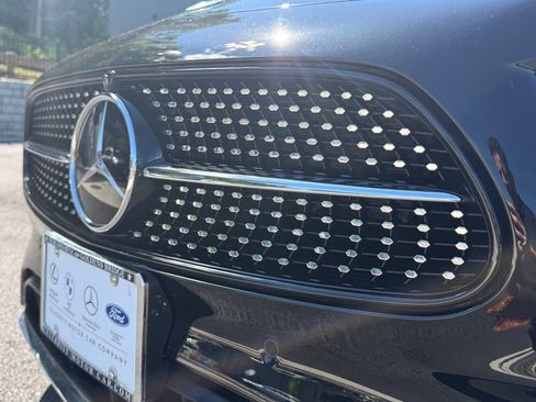 Used 2023 Mercedes-Benz E 450 4MATIC Cabriolet image 18