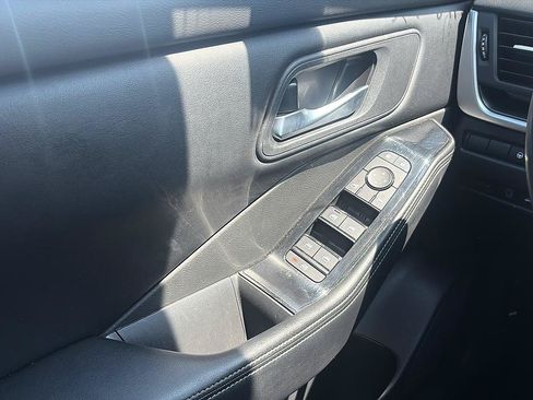 Certified 2025 Nissan Rogue SV AWD/4WD image 20