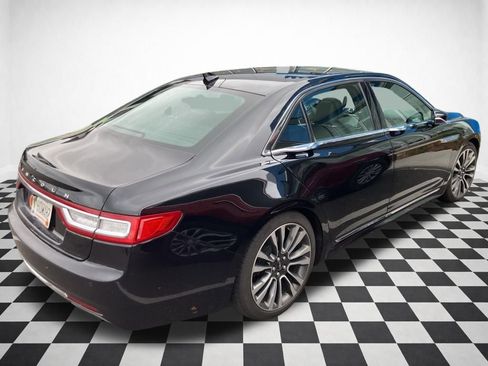 Used 2019 Lincoln Continental Select w/ Continental Climate Package image 33