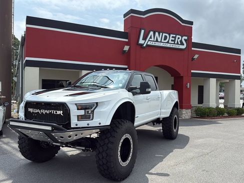 Used 2022 Ford F250 Lariat w/ Lariat Ultimate Package AWD/4WD image 83