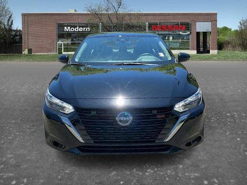 Certified 2024 Nissan Sentra SR FWD image 6