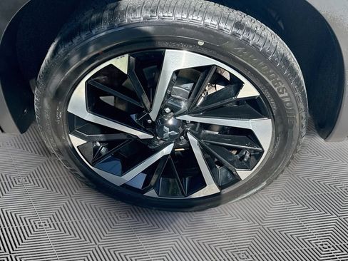 Used 2023 Mitsubishi Outlander SE AWD/4WD image 35