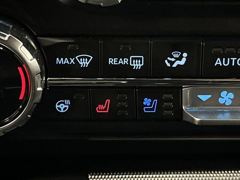 Used 2024 Ford F150 Lariat image 7