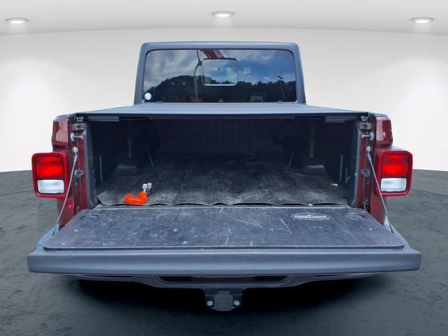 Used 2022 Jeep Gladiator Mojave w/ Trailer Tow Package AWD/4WD image 11
