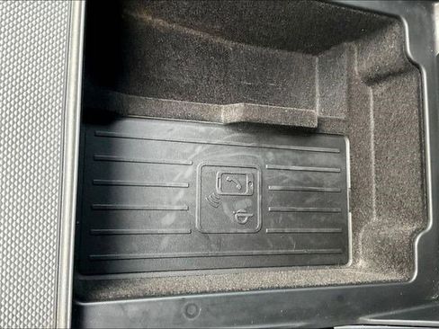 Used 2021 Audi Q8 Prestige w/ Prestige Package image 37