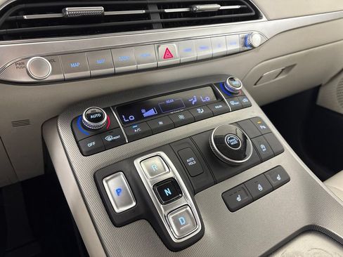 Used 2022 Hyundai Palisade SEL w/ 8P Bench Seat Package FWD image 34