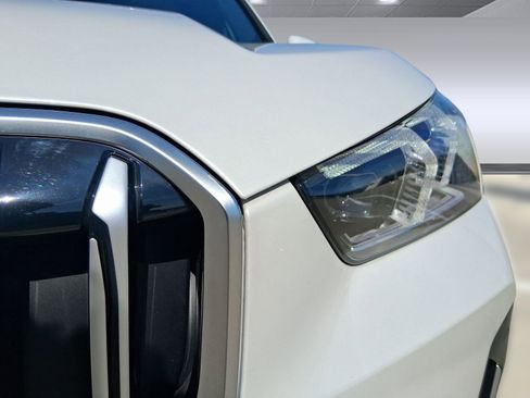 Used 2025 BMW X1 xDrive28i w/ Premium Package image 11