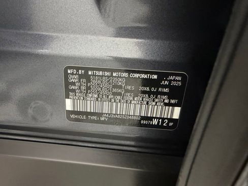 Used 2025 Mitsubishi Outlander SE FWD image 37