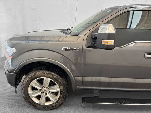 Used 2020 Ford F150 Platinum w/ Equipment Group 701A Luxury AWD/4WD image 3