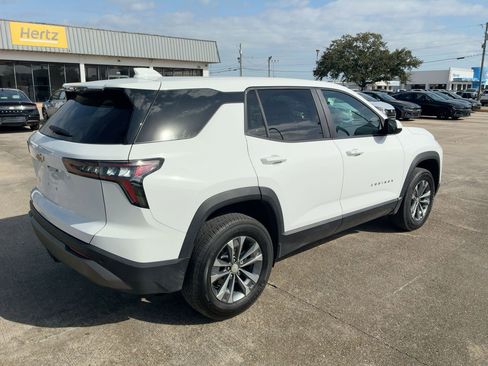 Used 2025 Chevrolet Equinox LT image 6