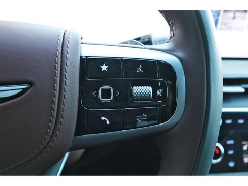 Used 2025 Genesis GV80 3.5T Prestige image 18