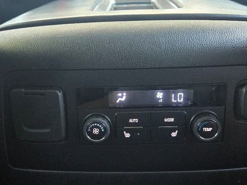 Used 2018 GMC Yukon XL Denali RWD image 27
