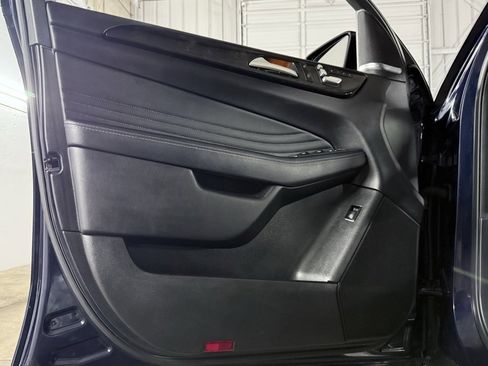 Used 2019 Mercedes-Benz GLE 43 AMG GLE 43 AMG image 21