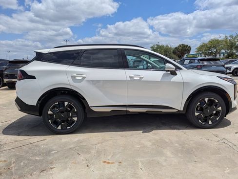 New 2026 Kia Sportage SX Prestige AWD/4WD image 9