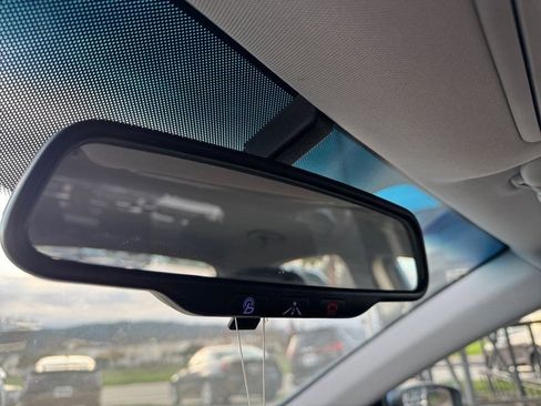 Used 2016 Hyundai Elantra GT w/ Option Group 02 image 25