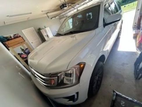 Used 2019 Ford Expedition Max Limited RWD image 1