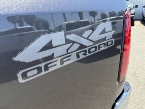 Used 2018 RAM 2500 Tradesman w/ Chrome Appearance Group AWD/4WD image 25