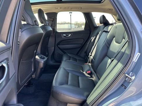 Certified 2023 Volvo XC60 B5 Core w/ Climate Package AWD/4WD image 13
