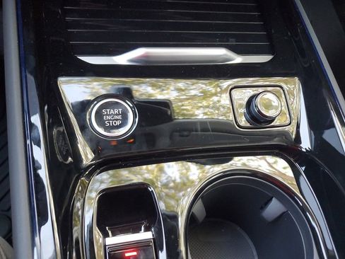 New 2026 Audi Q3 quattro 2.0T AWD/4WD image 30