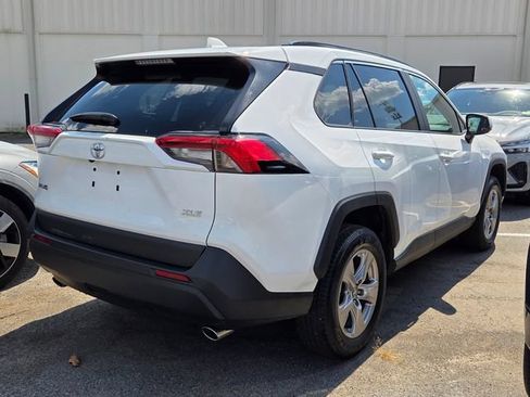 Used 2025 Toyota RAV4 XLE FWD image 4