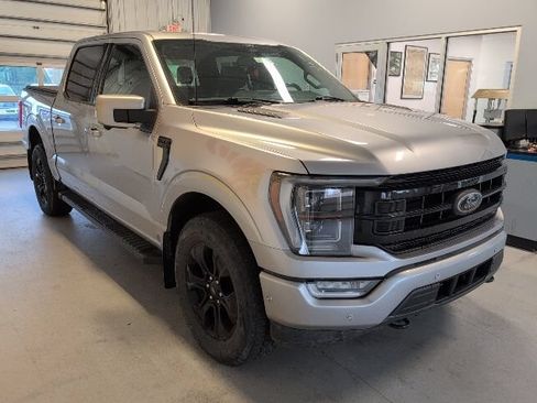 Used 2022 Ford F150 Lariat w/ Equipment Group 502A High AWD/4WD image 5