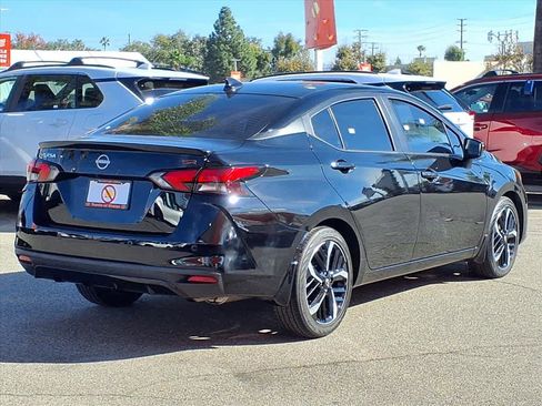 Used 2025 Nissan Versa SR w/ Trunk Package image 4