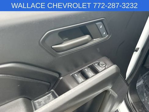 Used 2024 Chevrolet Colorado W/T w/ WT Convenience Package II RWD image 17