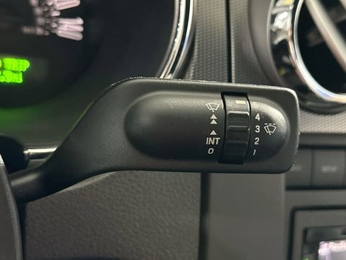 Used 2006 Ford Mustang GT image 29