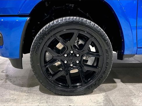New 2026 RAM 1500 Laramie AWD/4WD image 12