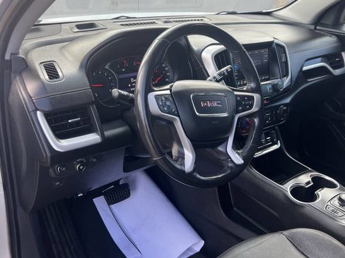 Used 2020 GMC Terrain SLT w/ Preferred Package image 8