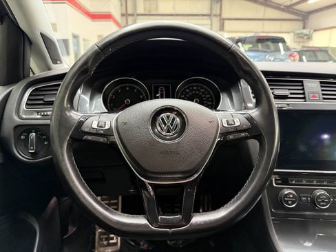 Used 2018 Volkswagen Golf Alltrack AWD/4WD image 22