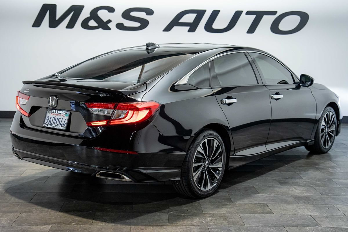 Used 2022 Honda Accord Sport image 2