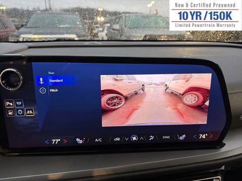 Certified 2025 Chevrolet Traverse LT image 25