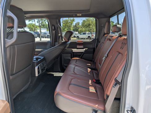 Used 2022 Ford F250 King Ranch w/ King Ranch Ultimate Package AWD/4WD image 13