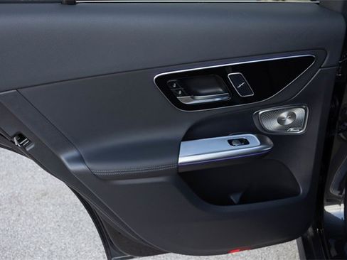 New 2026 Mercedes-Benz GLC 300 GLC 300 image 16