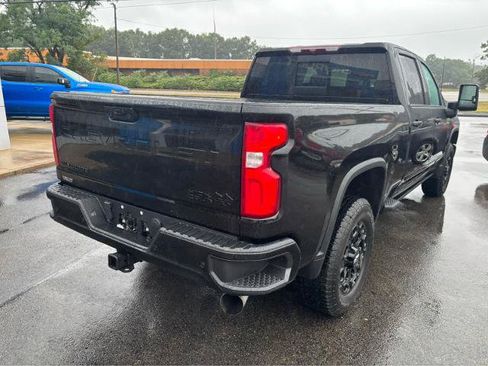 Used 2024 Chevrolet Silverado 3500 High Country w/ Midnight Edition AWD/4WD image 10