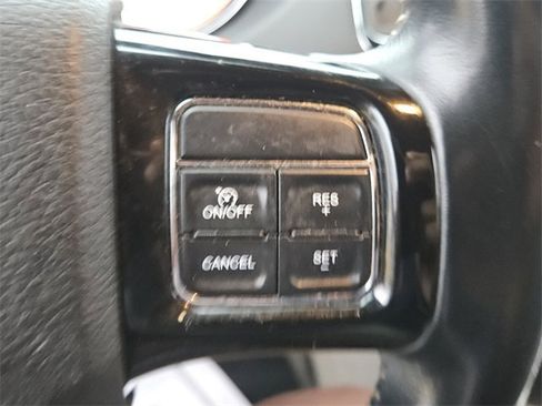 Used 2019 Dodge Grand Caravan SXT image 23