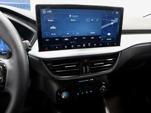 Certified 2025 Ford Escape Platinum image 33