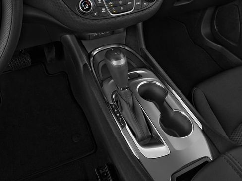 Used 2025 Chevrolet Malibu RS image 9